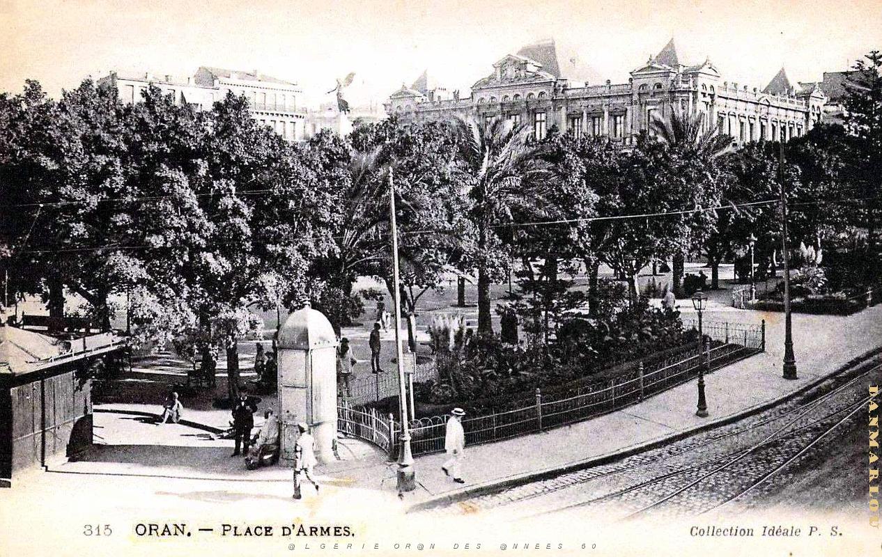 3047- Oran - Place d'Armes_2.jpg